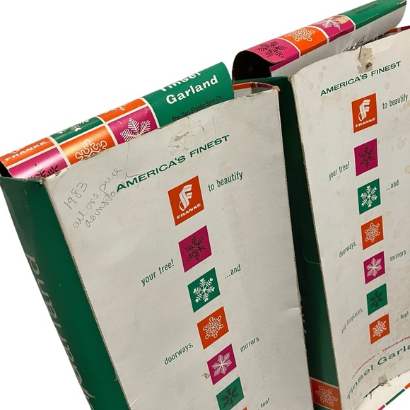 Vintage Frankie Silver Tinsel Garland 50ft Long x 3" Wide 2 Boxes - Picture 7 of 8